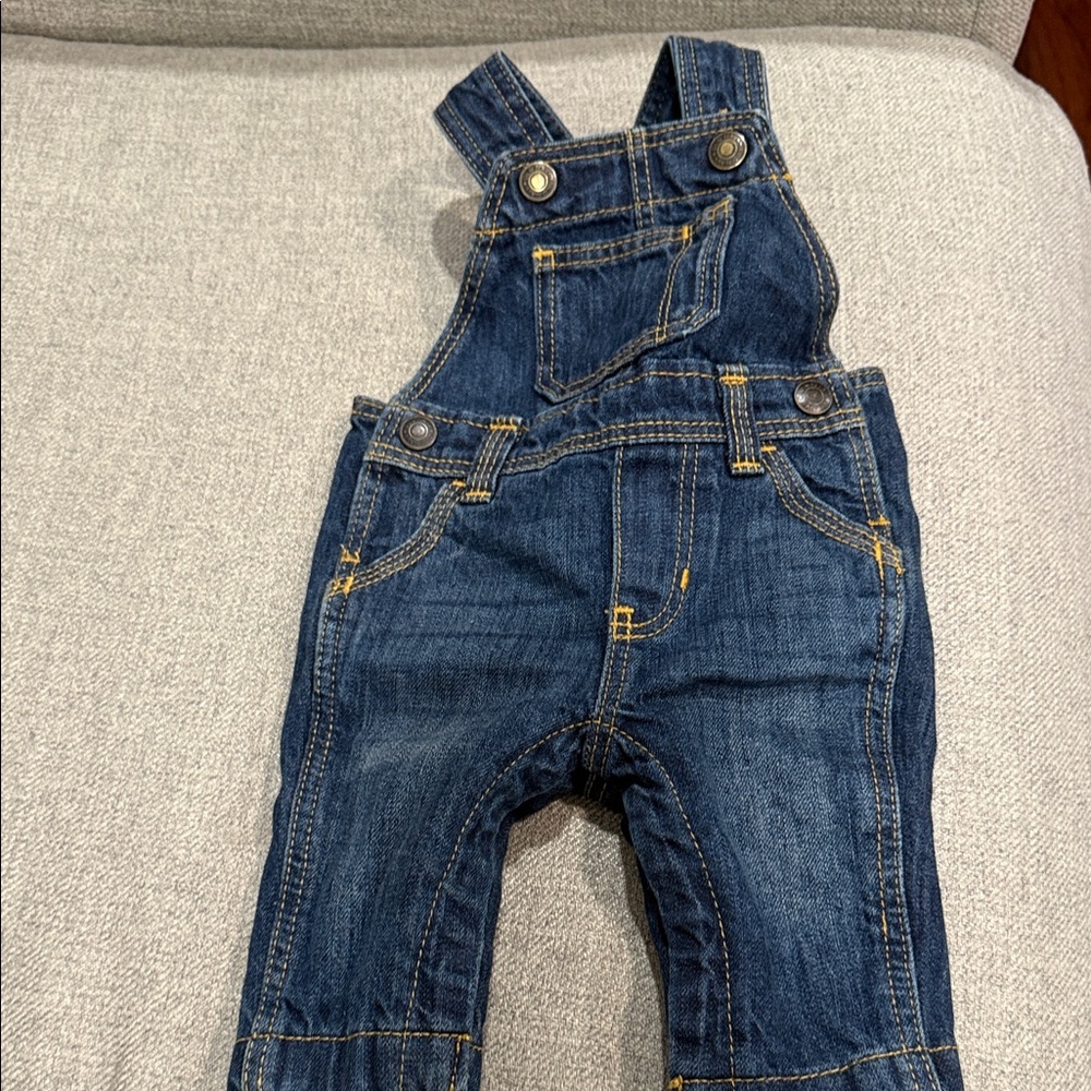 Baby Denim Overalls for Kids old navy 0-3 months new